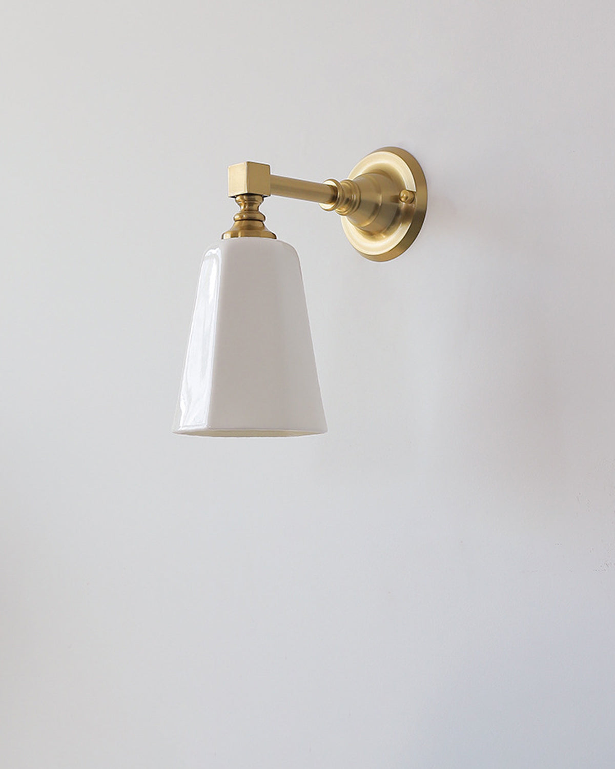 Aure Column Wall Sconce