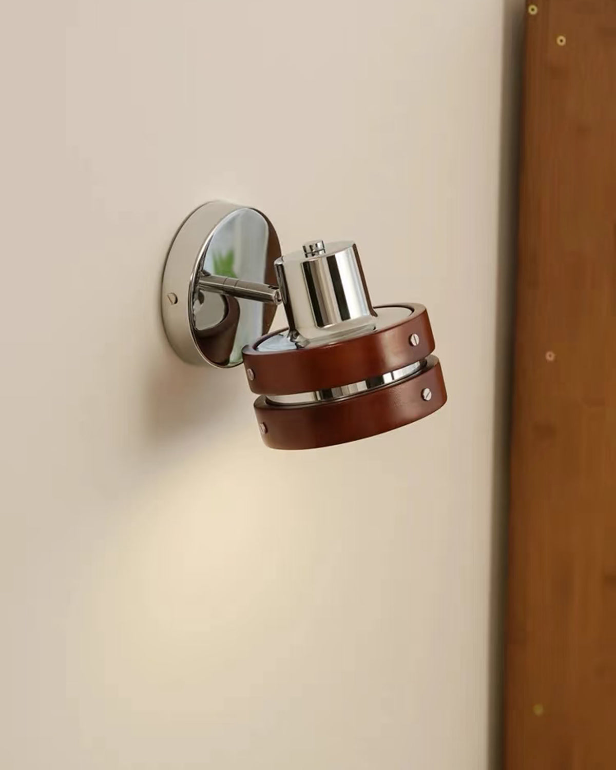 Woodwish Wall Lamp