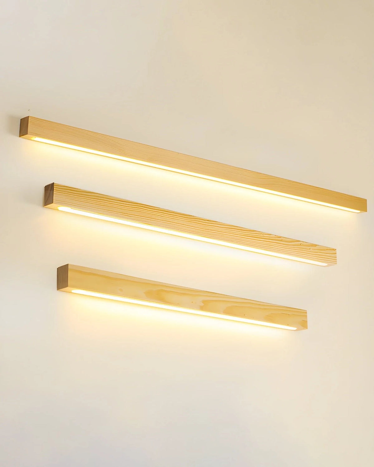 Arlo Linear Wood Wall Light
