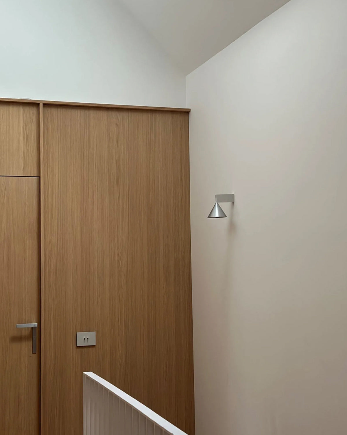 Arlo Wall Lamp