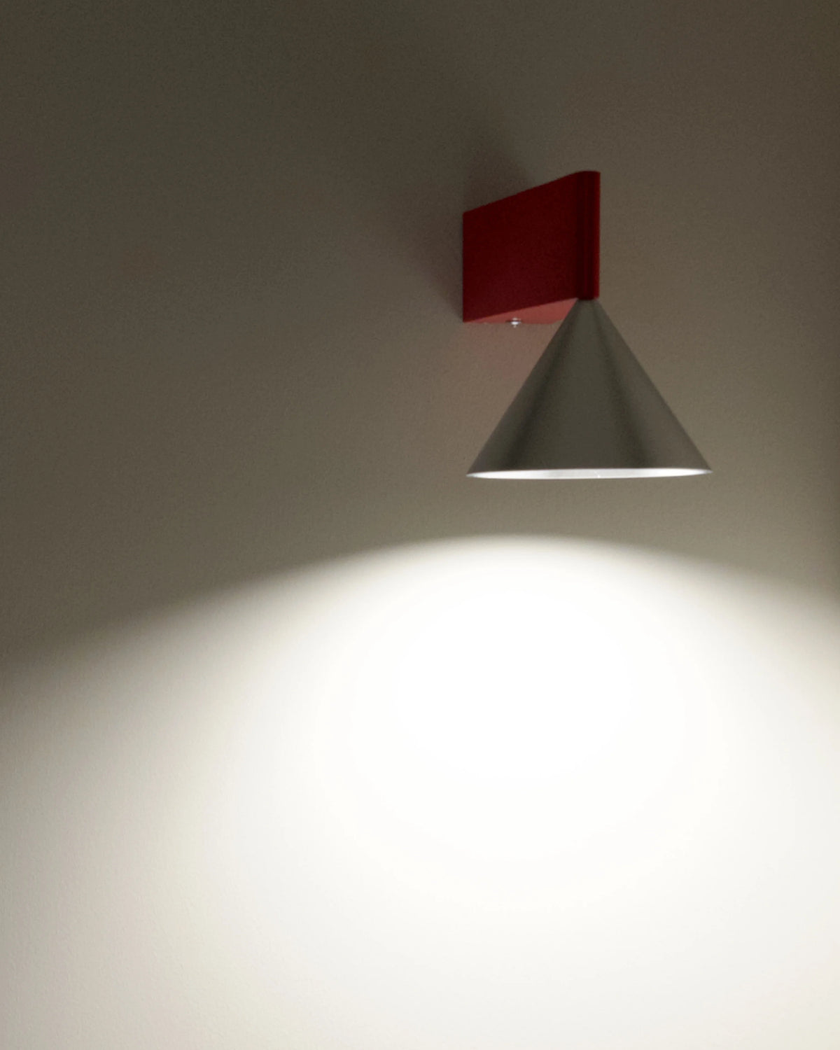 Arlo Wall Lamp