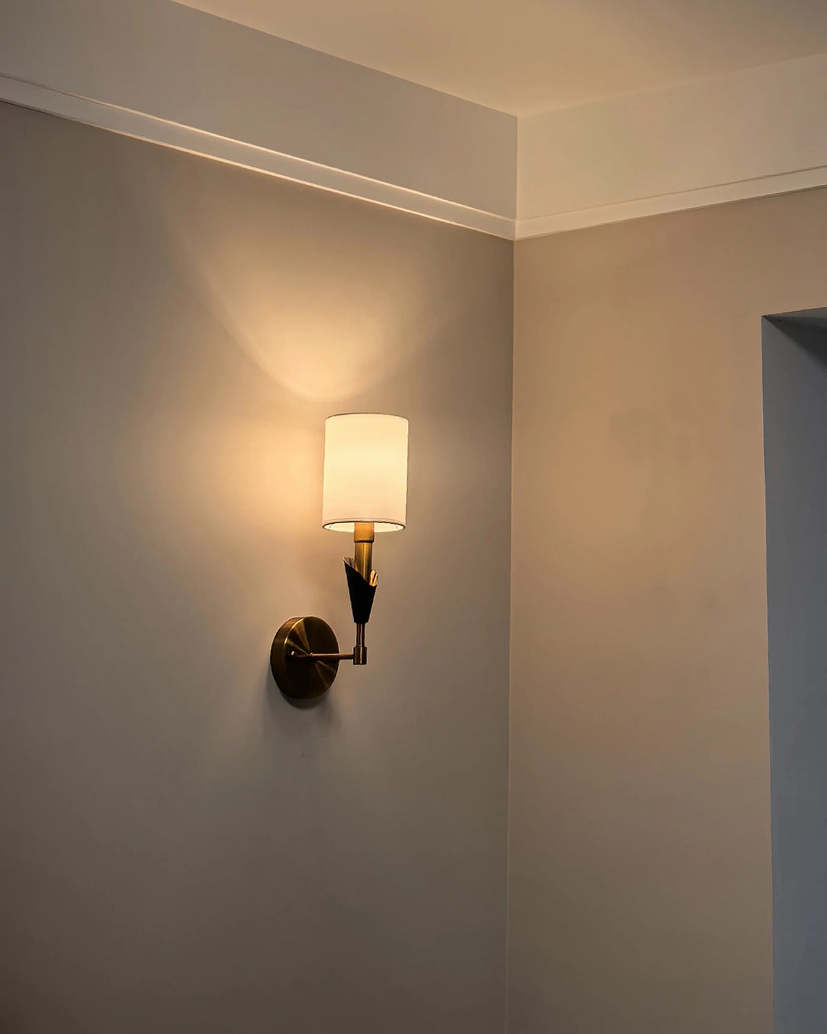 Aurelia Wall Sconce