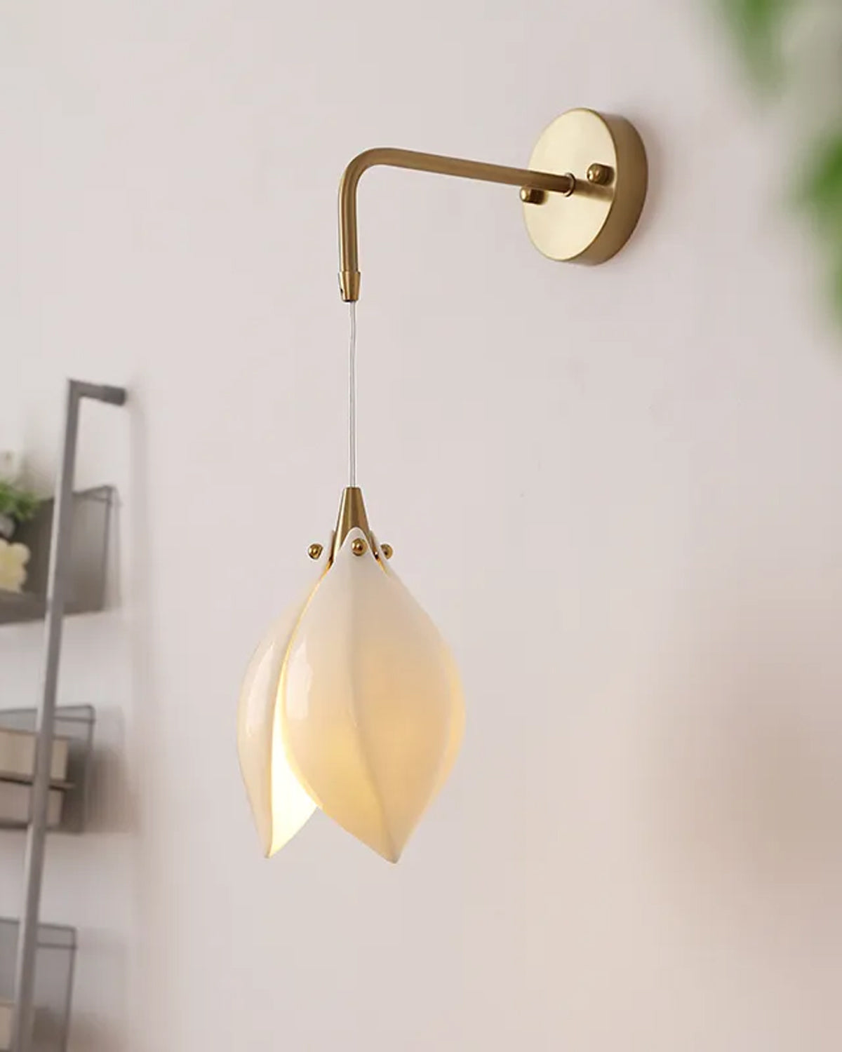 Bloom Wall Light