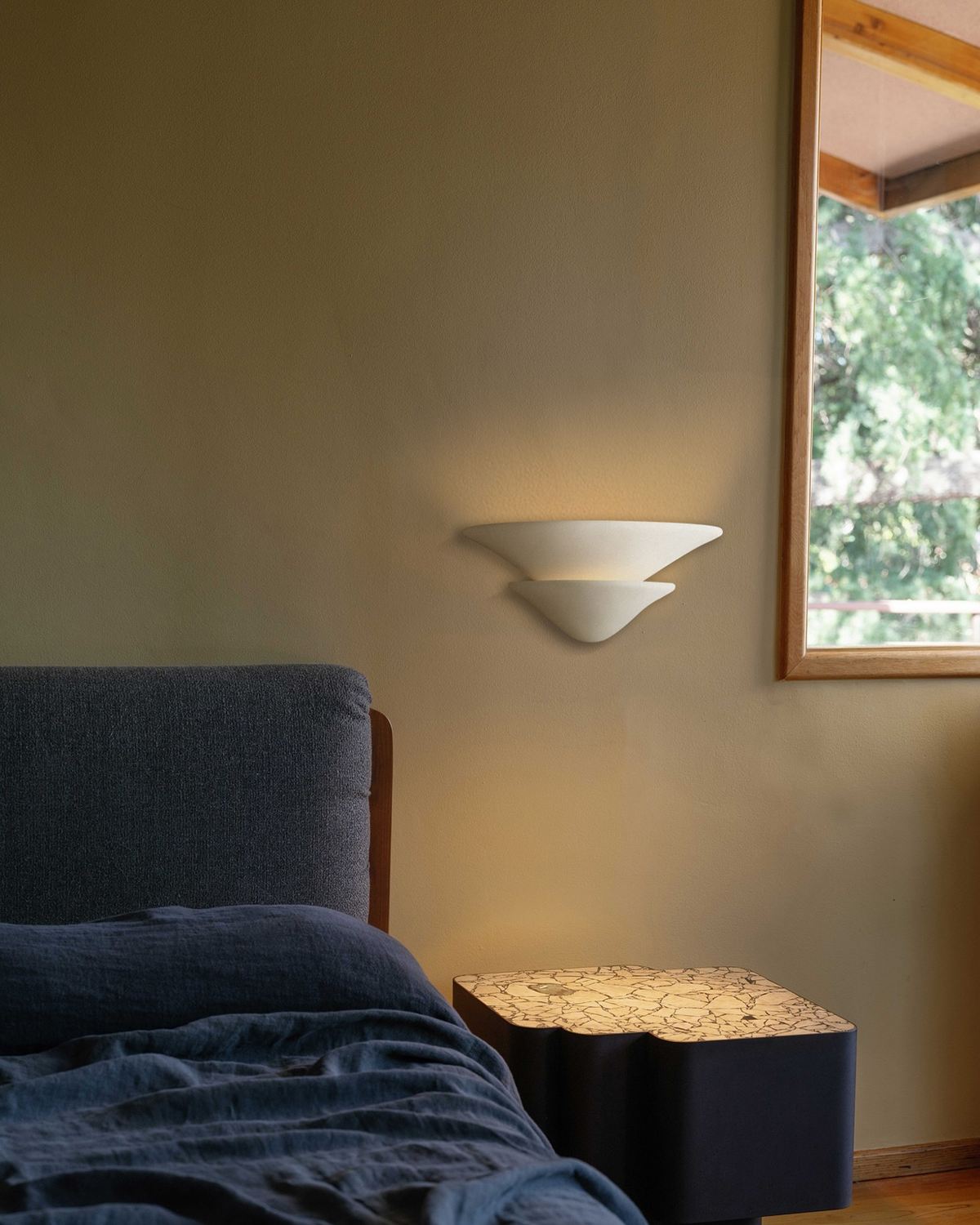 Classic Plaster Wall Sconce