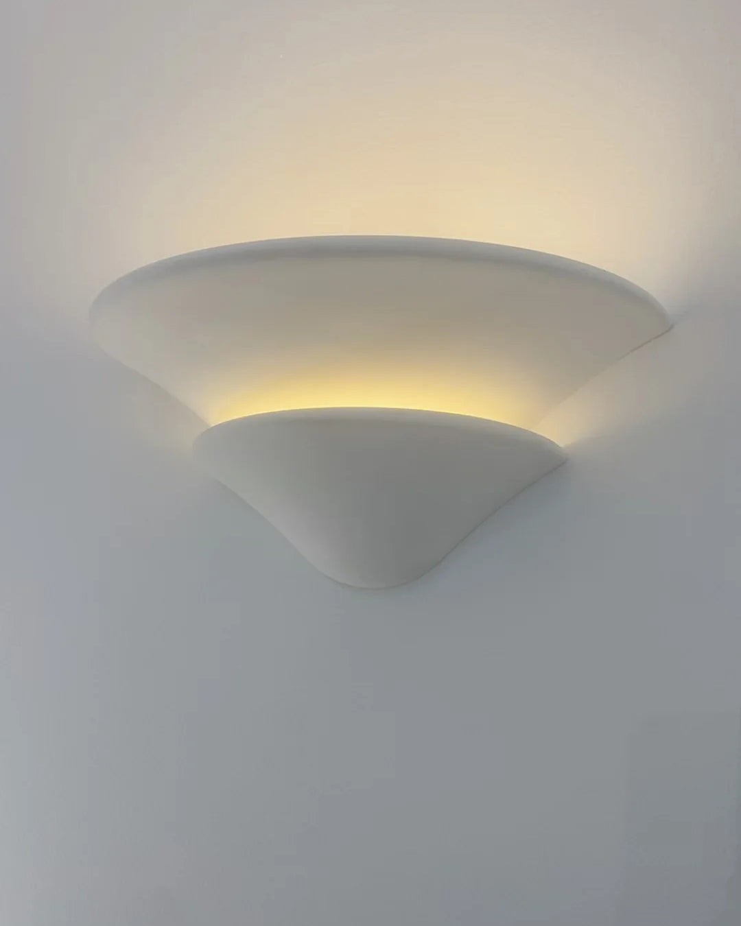 Classic Plaster Wall Sconce