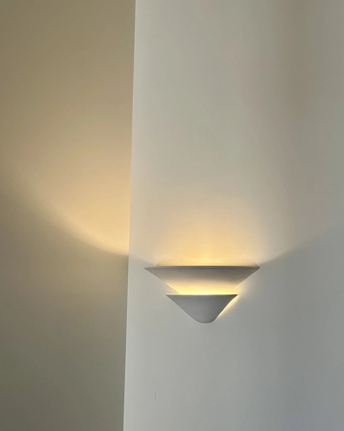 Classic Plaster Wall Sconce