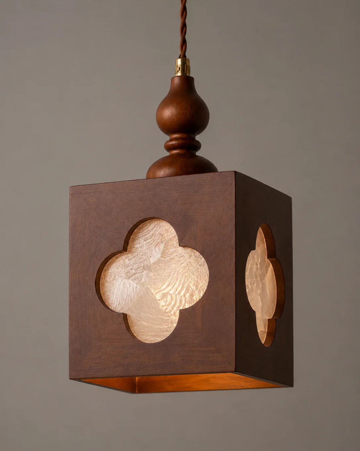 Clover Window Wooden Pendant Light