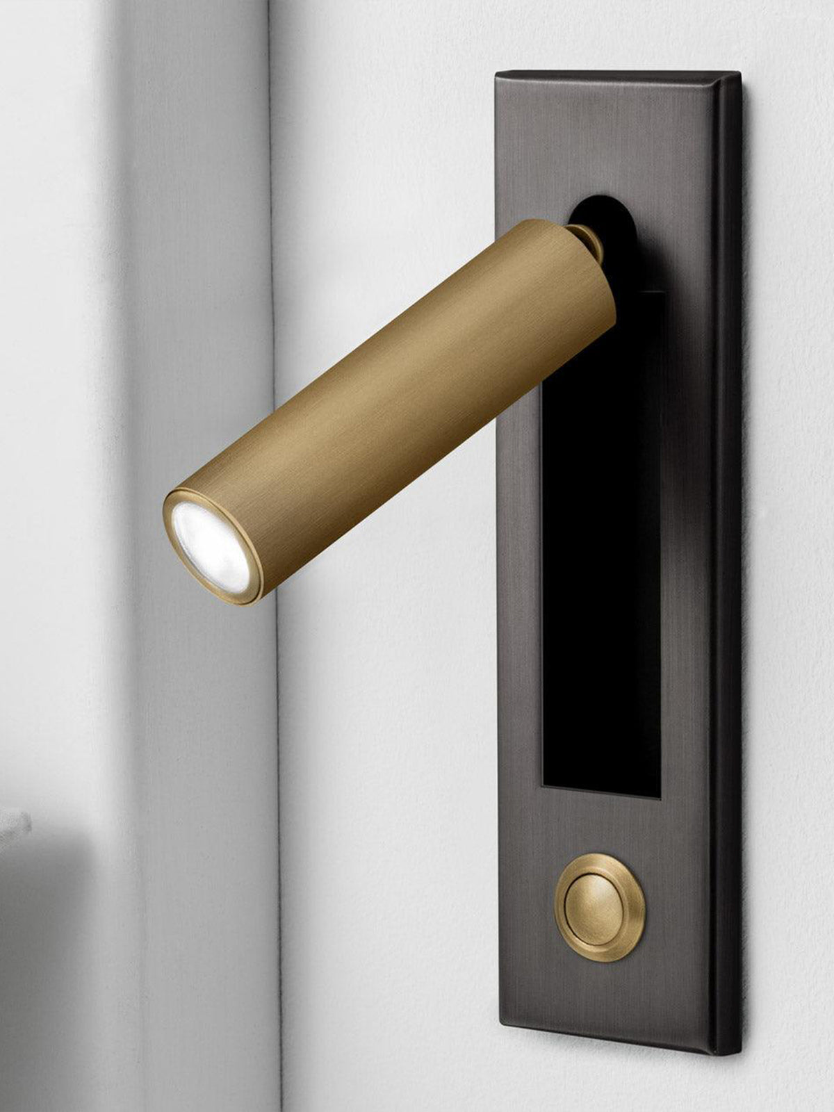 Embedded Bedside Sconce-elegalight