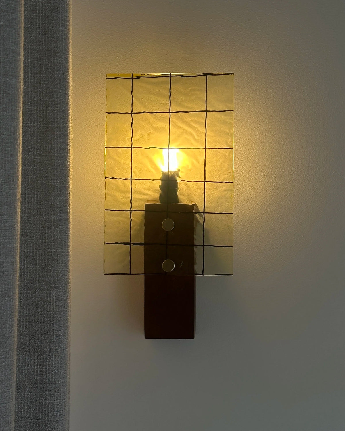 Ember Lattice Wall Sconce