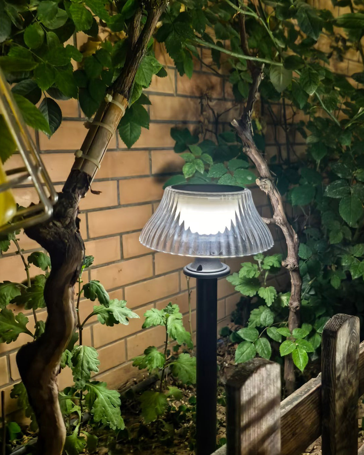 Glowberry Outdoor Stake Light