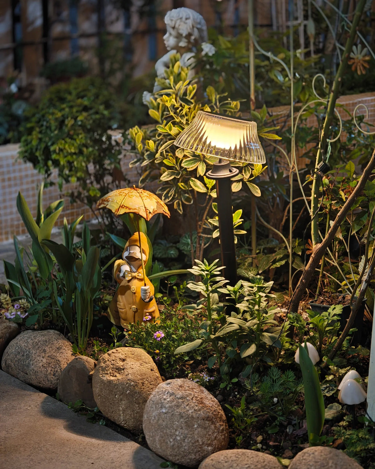 Glowberry Outdoor Stake Light
