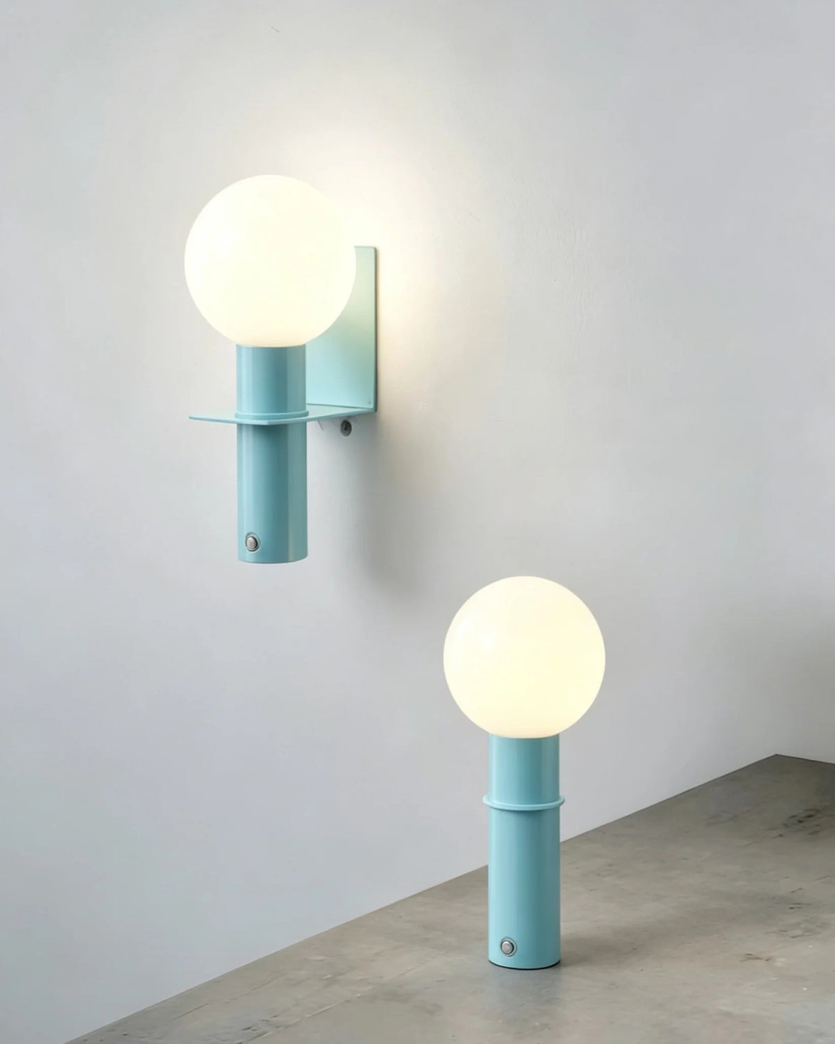 Lumo Mic Wall Lamp