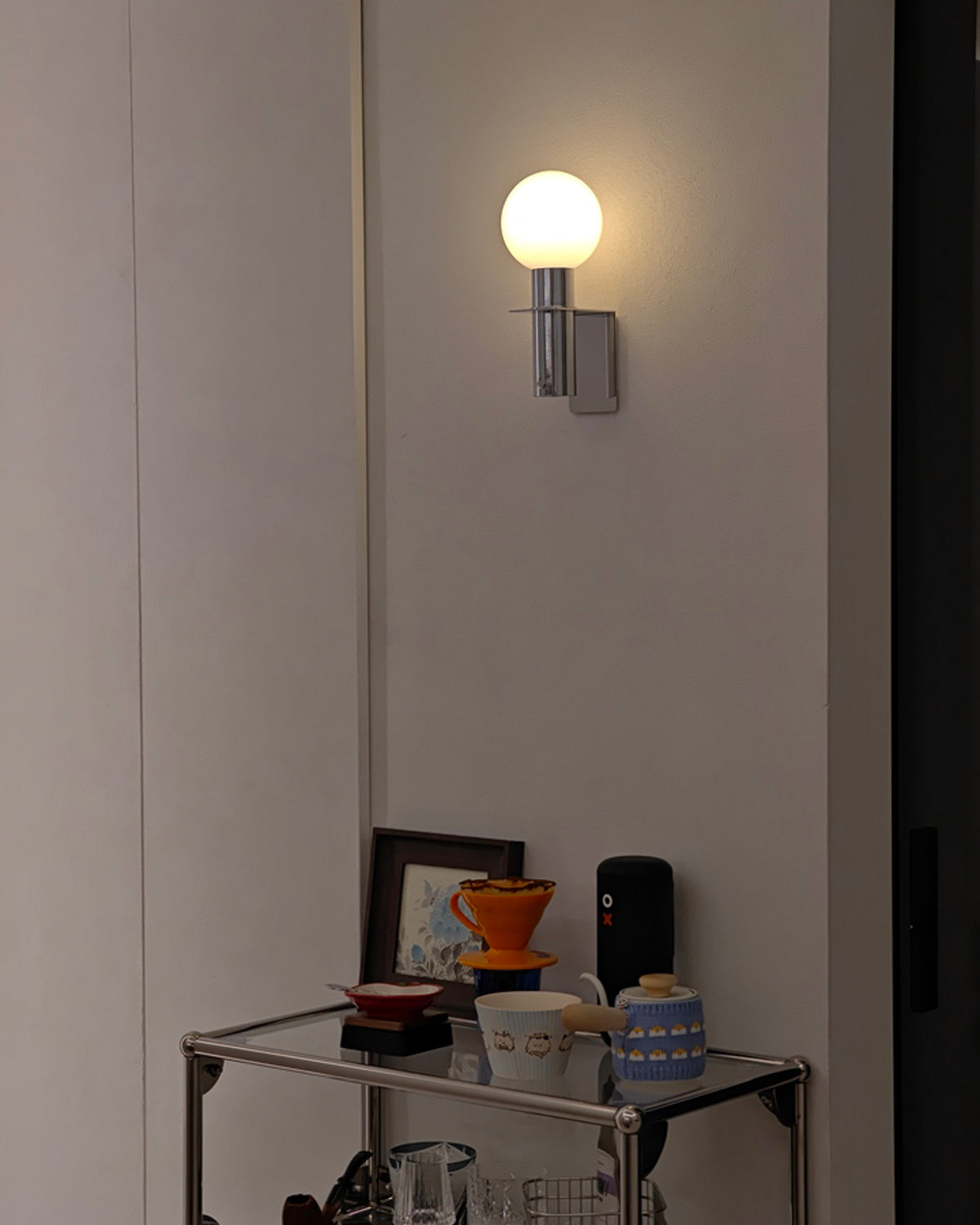 Lumo Mic Wall Lamp
