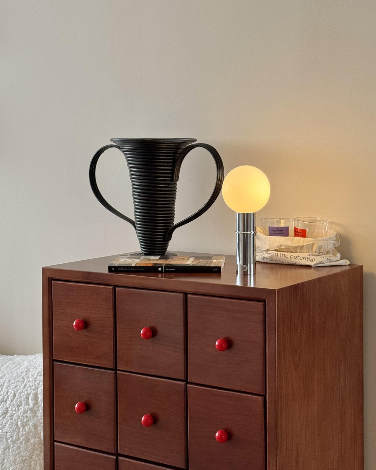 Lumo Mic Wall Lamp