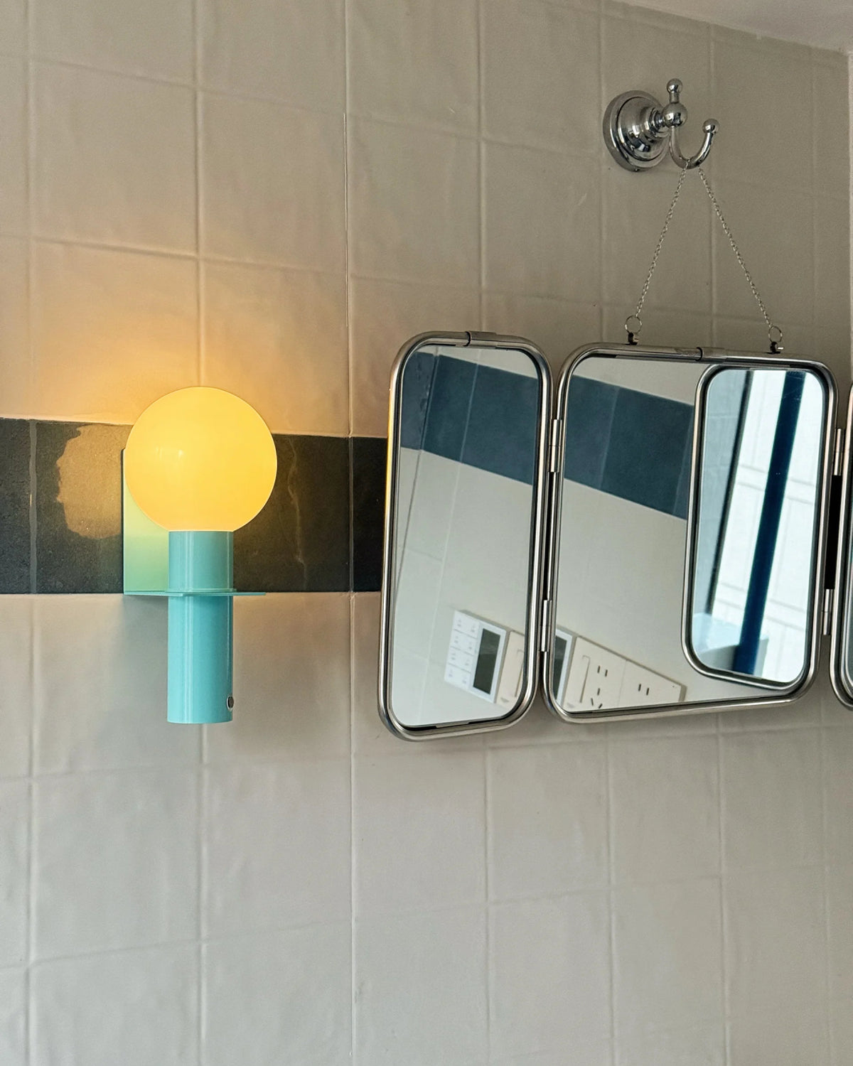 Lumo Mic Wall Lamp