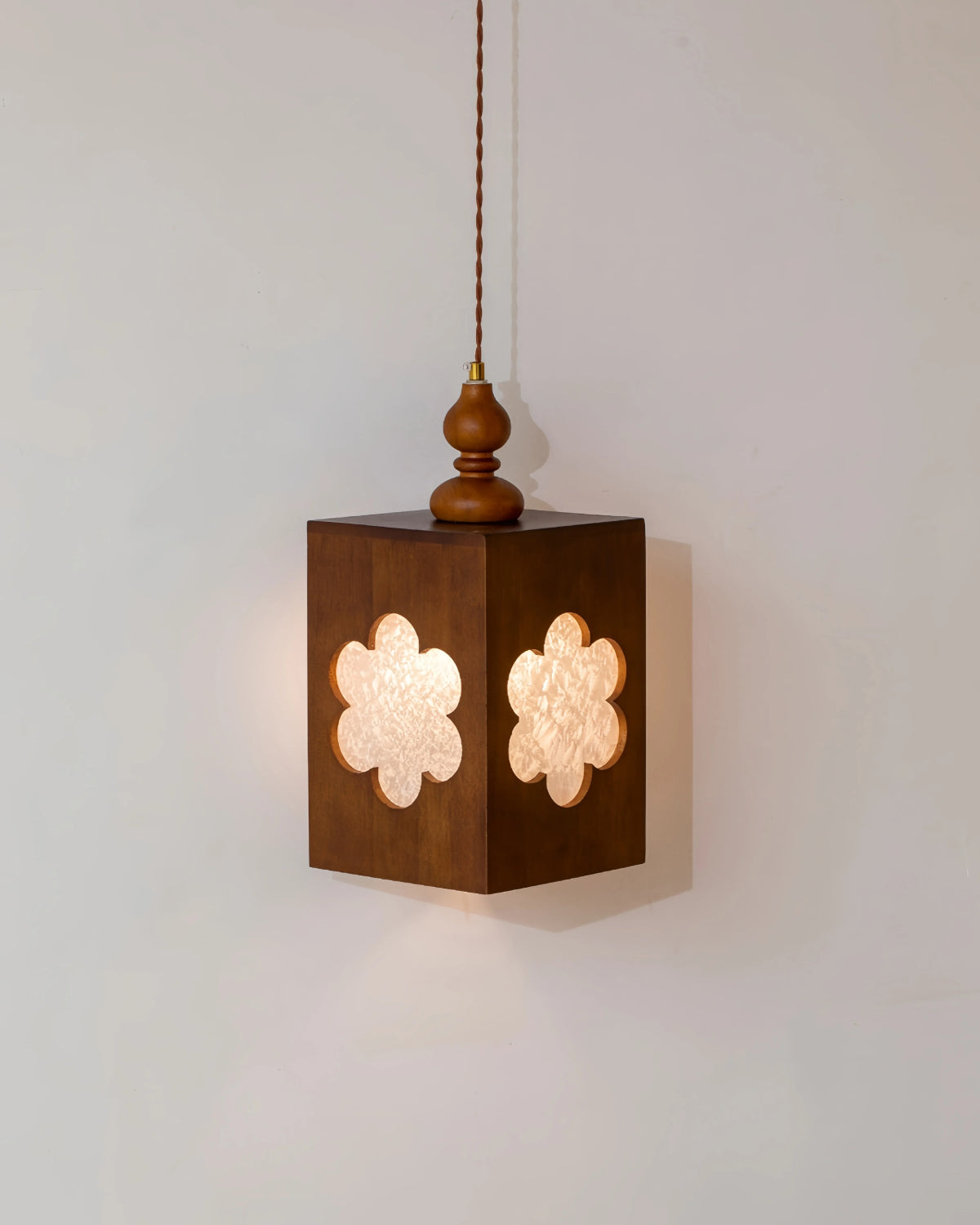 Clover Window Wooden Pendant Light