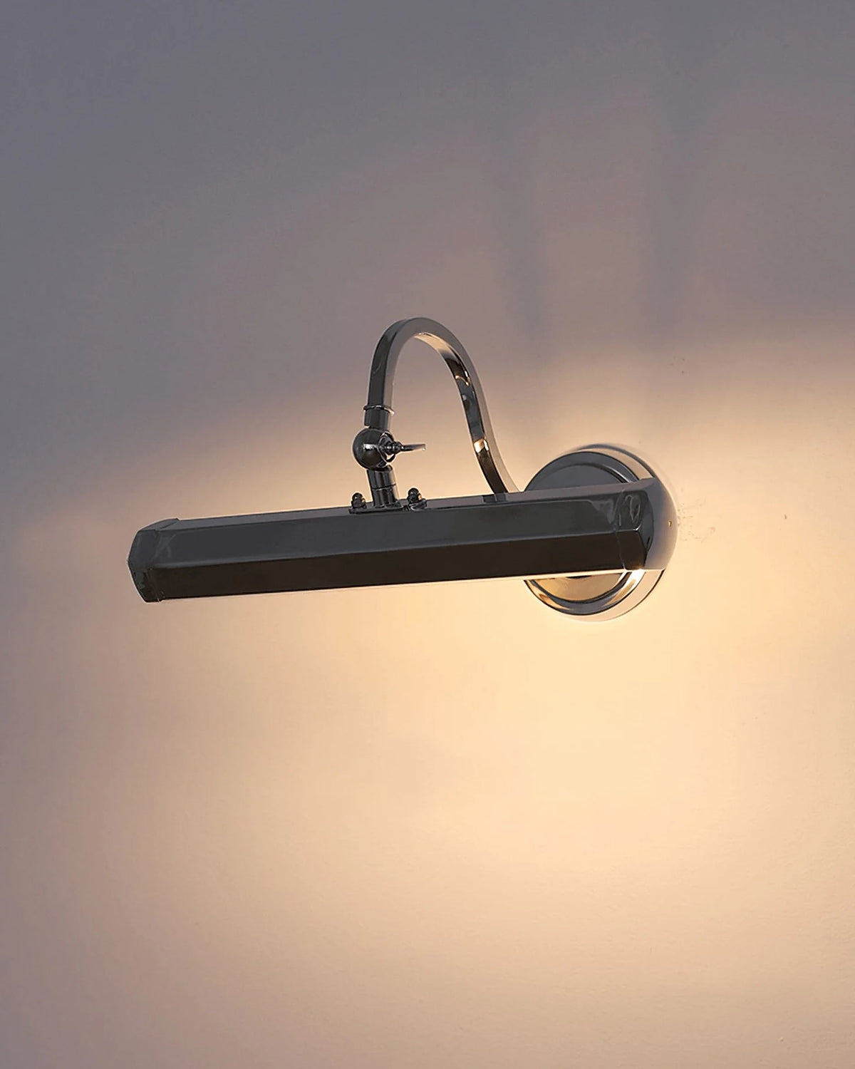 Pacific Wall Lamp