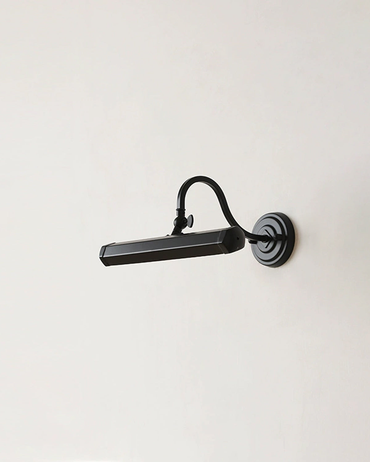 Pacific Wall Lamp