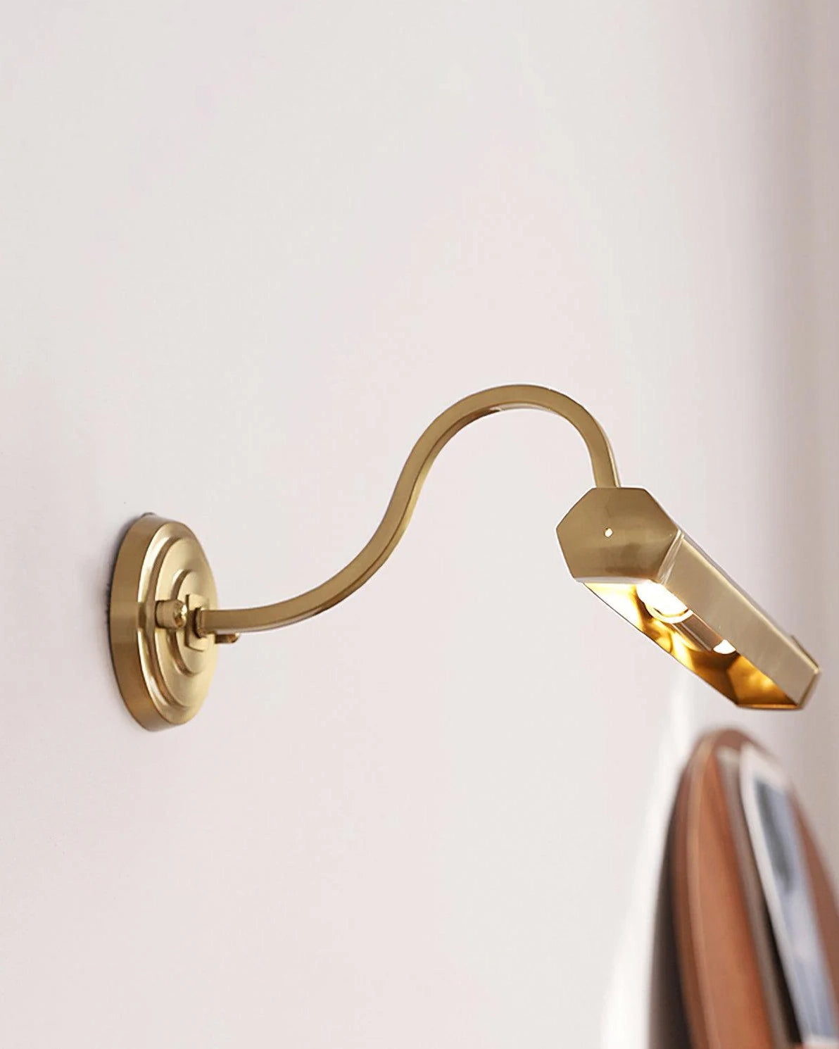 Pacific Wall Lamp