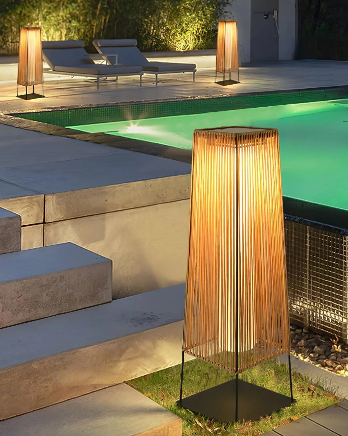 Plastic Rattan Outdoor Post Light