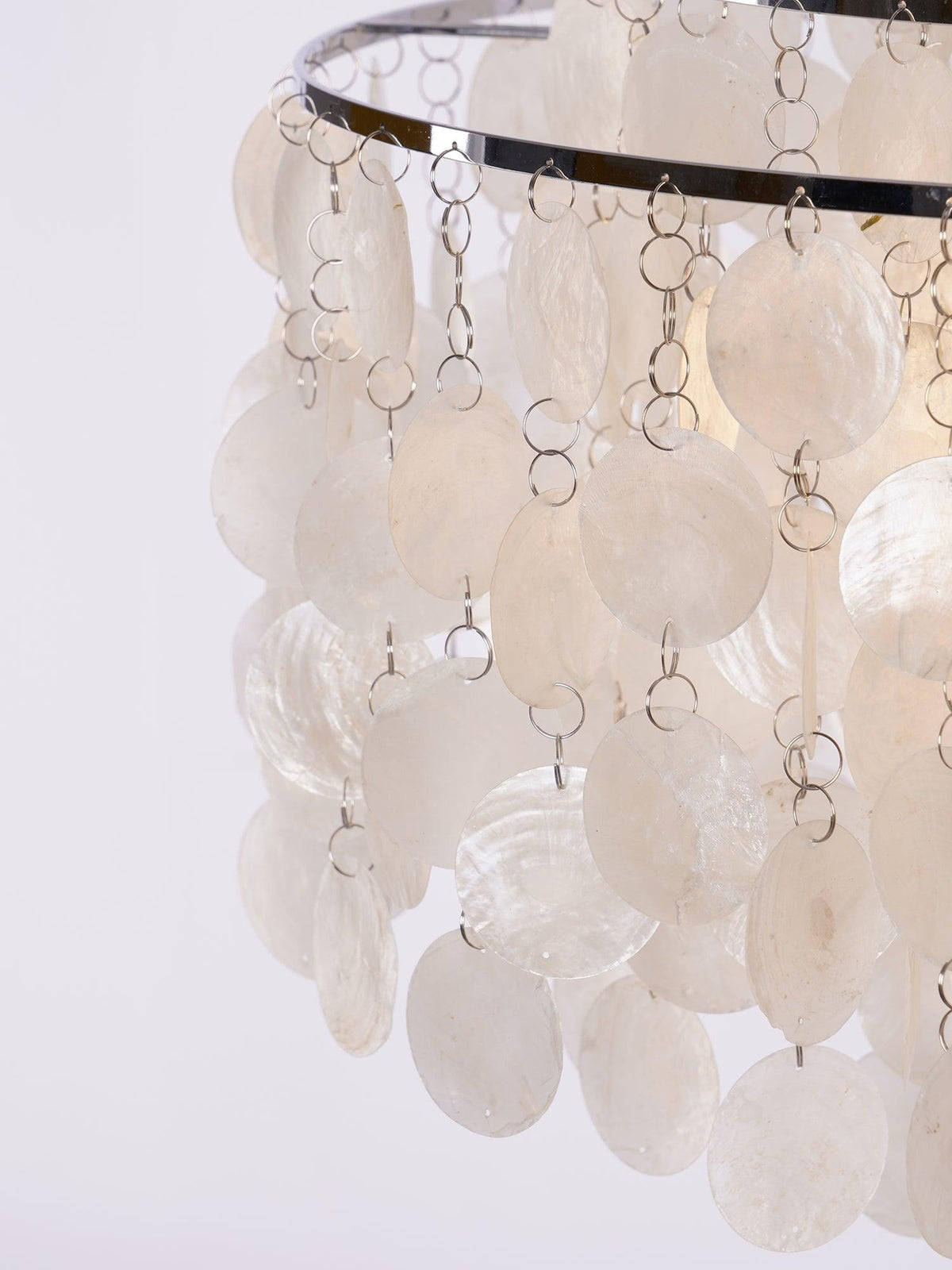 Round Shell Windbell Chandelier-elegalight