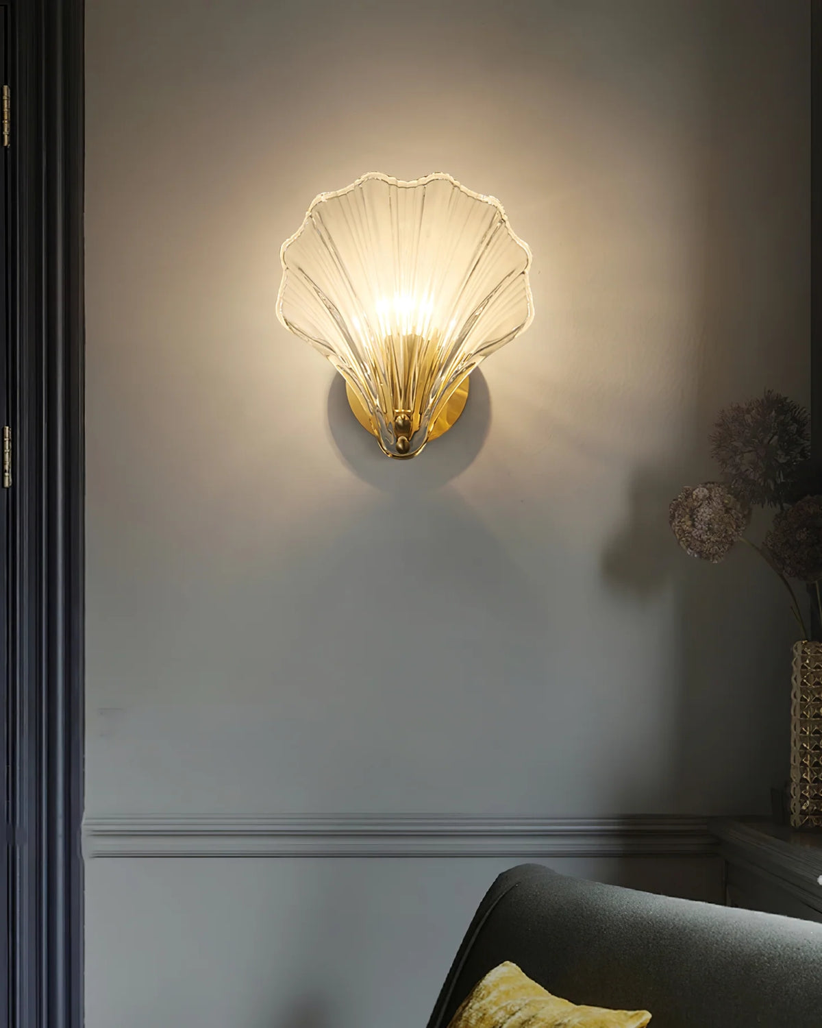 Shell Wall Light