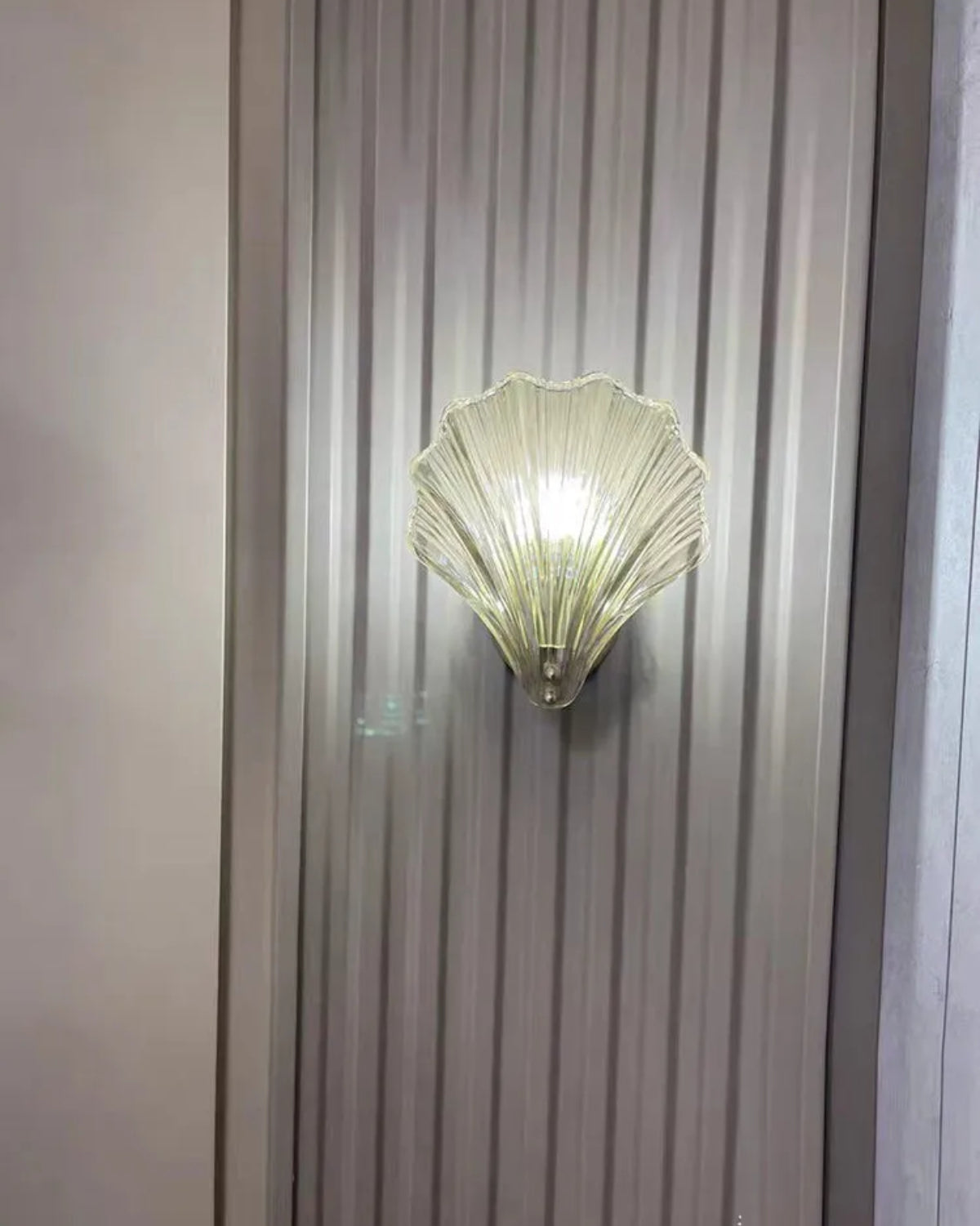 Shell Wall Light