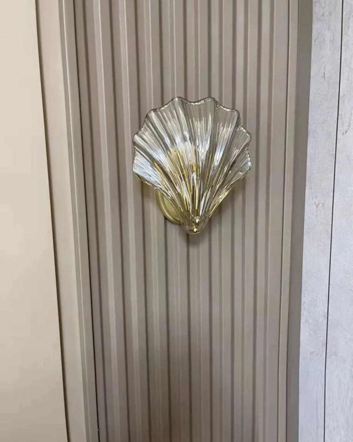 Shell Wall Light
