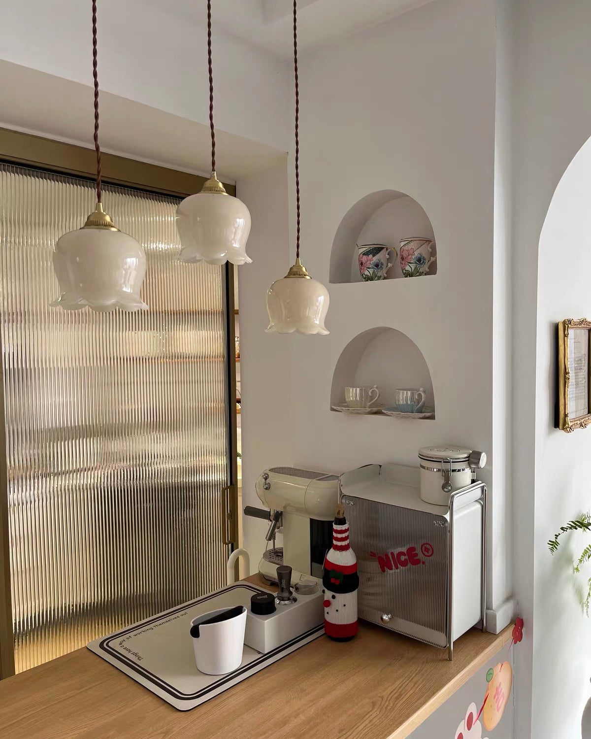 Valley Flower Pendant Lamp