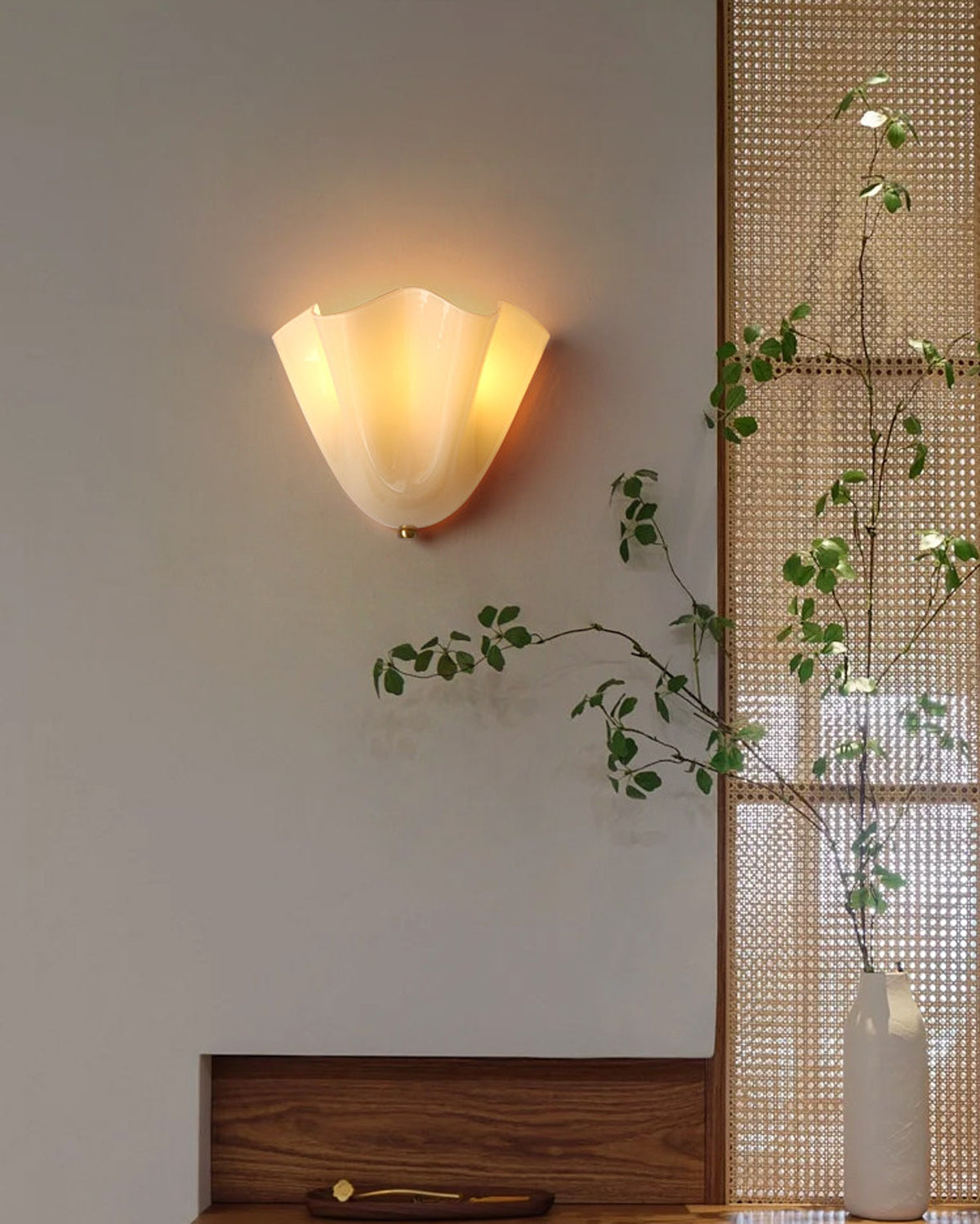 Vera Vintage Glass Wall Lamp