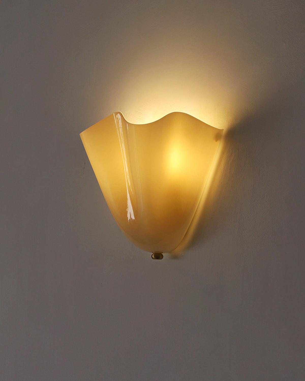 Vera Vintage Glass Wall Lamp