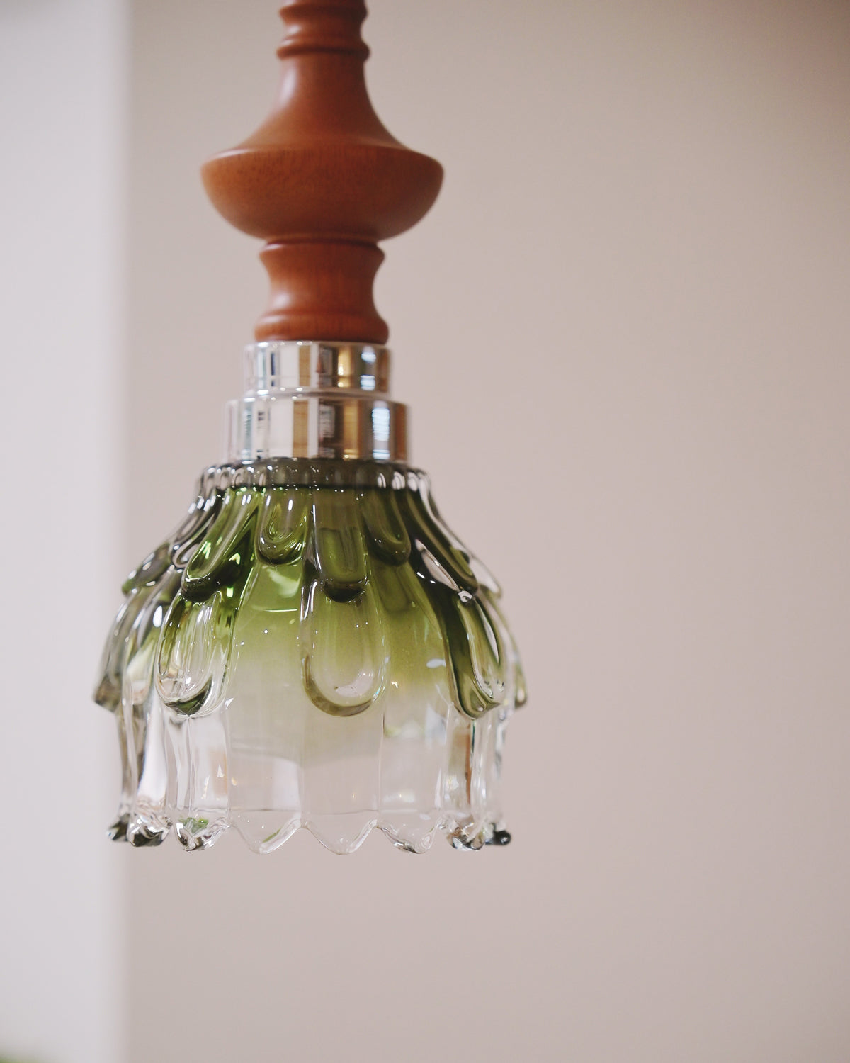 Verdant Dew Glass Pendant Light