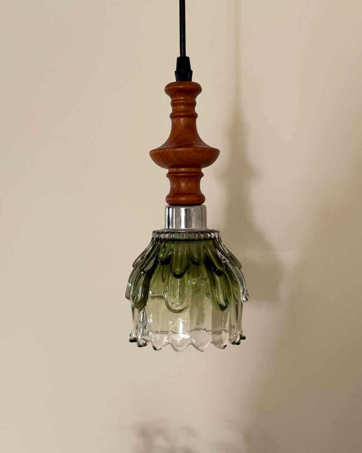 Verdant Dew Glass Pendant Light