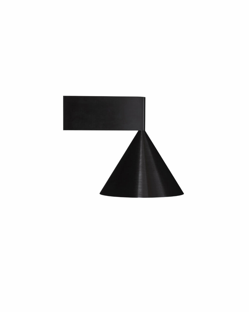 Arlo Wall Lamp