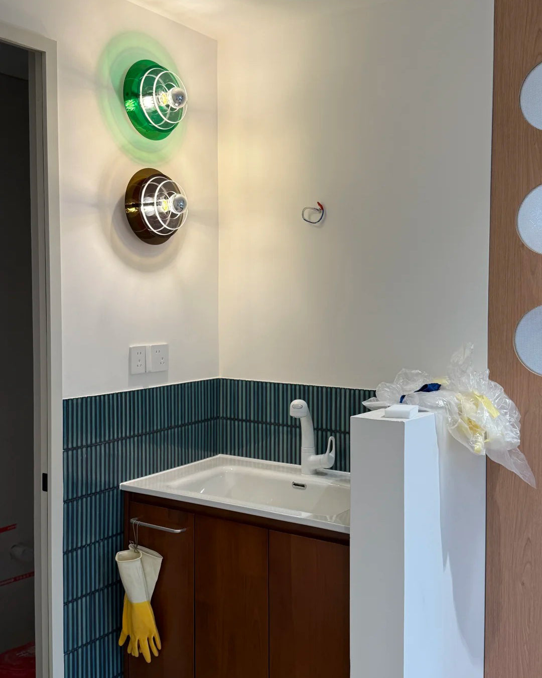 Orbit Layers Wall Lamp